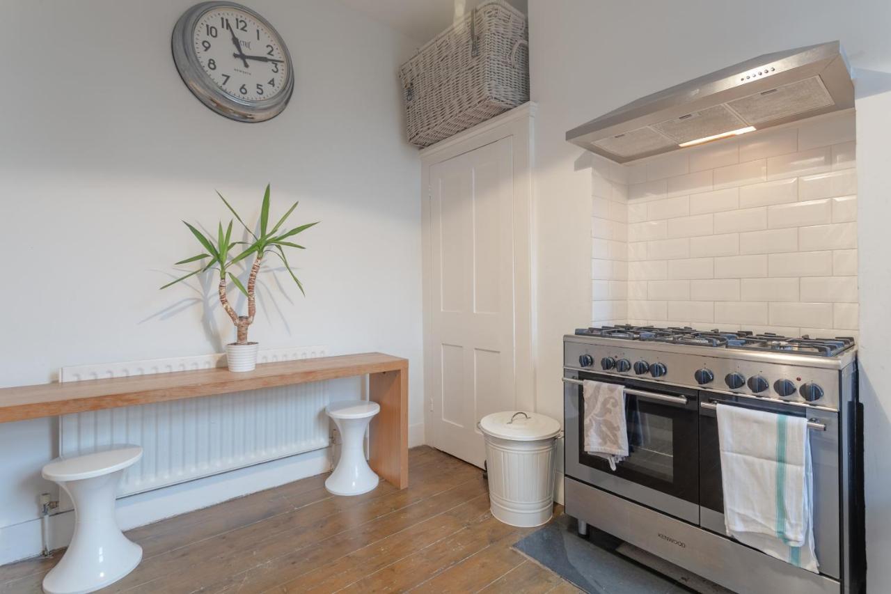 Gorgeous 2-Bedroom Flat In Fantastic Location Londen Buitenkant foto